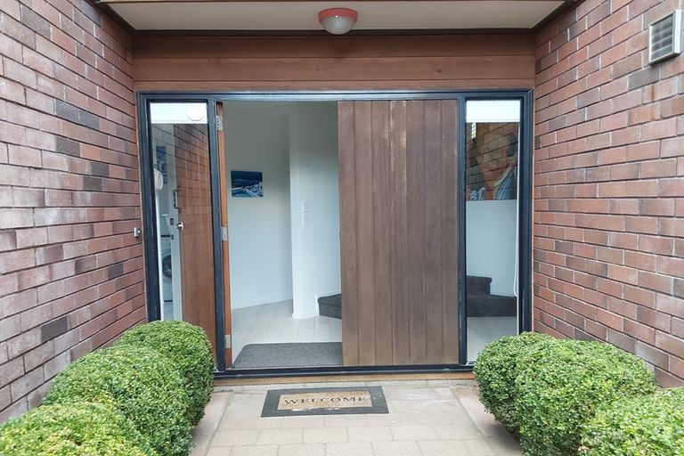 Photo of property in 27 Delamare Road, St Andrews, Hamilton, 3200