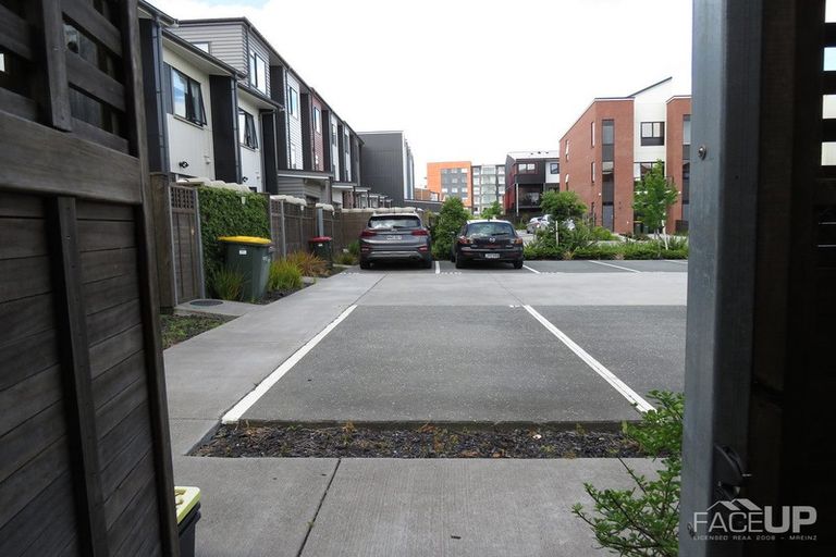 Photo of property in 4 Sidney Wallingford Way, Hobsonville, Auckland, 0616