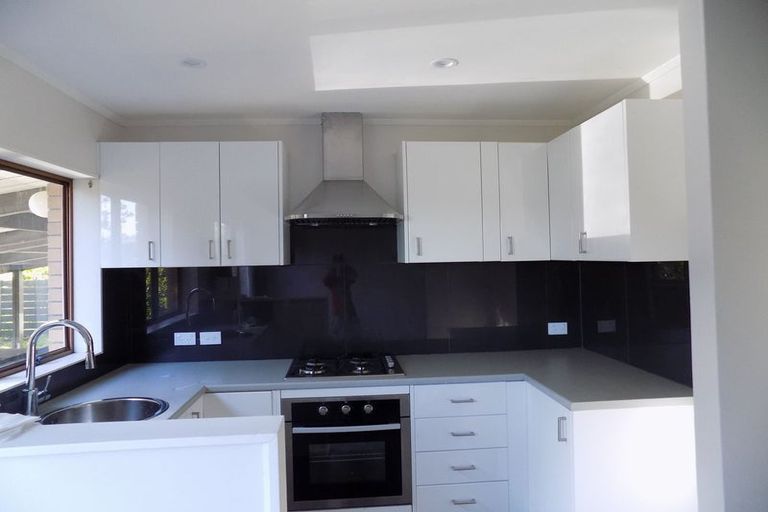 Photo of property in 95a Churton Drive, Churton Park, Wellington, 6037