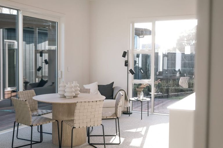 Photo of property in 102 Freedom Drive, Kelvin Grove, Palmerston North, 4470