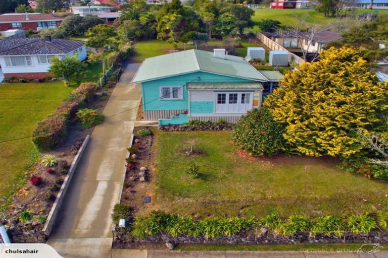 Photo of property in 52 Newington Road, Henderson, Auckland, 0612