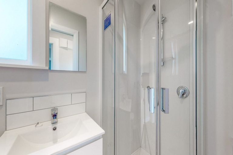 Photo of property in 18 Waipapa Terrace, Hataitai, Wellington, 6021