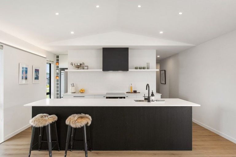 Photo of property in 52 Suffolk Drive, Kirwee, 7571