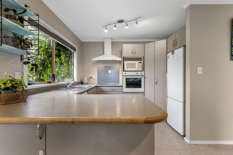 Photo of property in 23 Tupare Heights, Pyes Pa, Tauranga, 3112