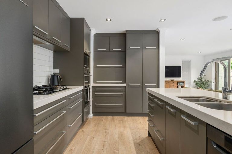 Photo of property in 75a Inwoods Road, Parklands, Christchurch, 8083