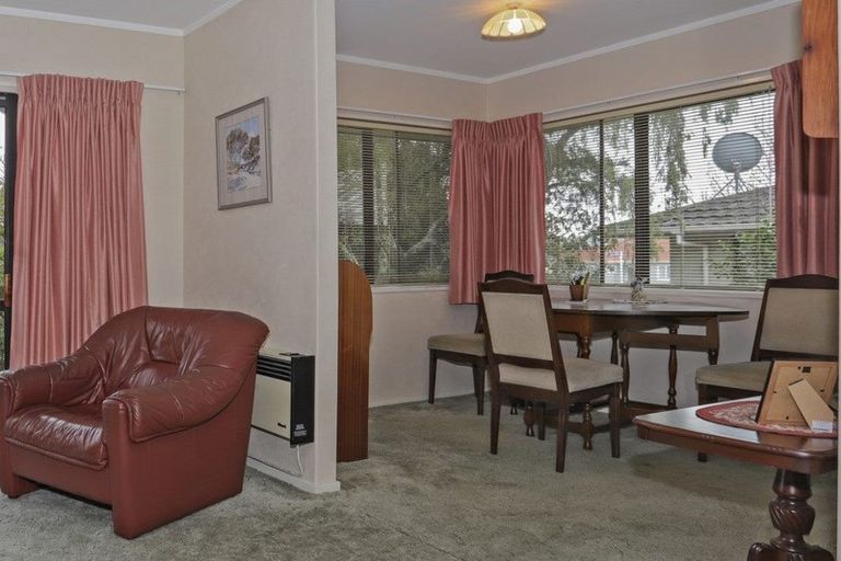 Photo of property in 2 Moehau Street, Te Puke, 3119