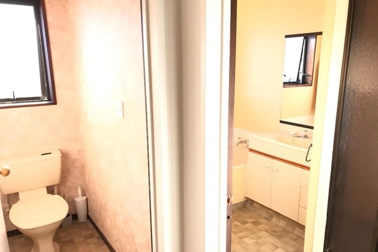 Photo of property in 6 Topaz Place, Bishopdale, Christchurch, 8053