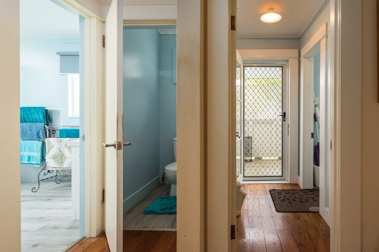 Photo of property in 50 Kenilworth Street, Waipawa, 4210