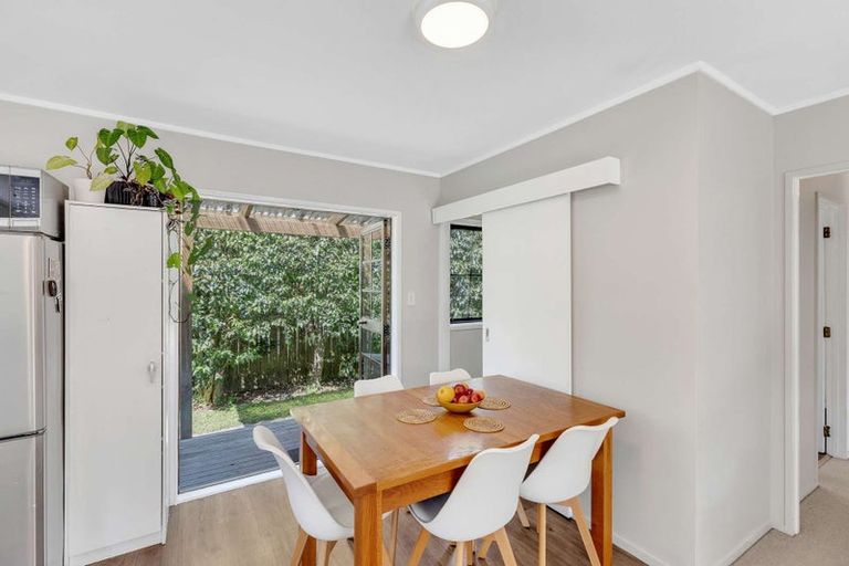 Photo of property in 91 Awaroa Road, Helensville, 0800