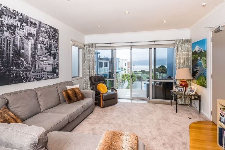 Photo of property in 4-u24 Seaview Road, Paraparaumu Beach, Paraparaumu, 5032
