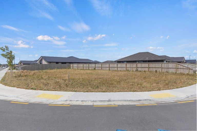 Photo of property in 44 Stackwood Avenue, Woodend, 7610