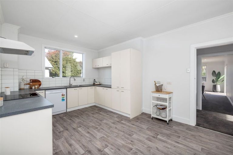 Photo of property in 8 Domain Terrace, Spreydon, Christchurch, 8024