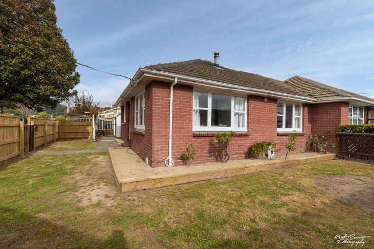 Photo of property in 564f1- Fergusson Drive, Trentham, Upper Hutt, 5018