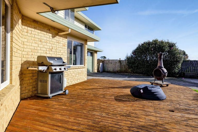 Photo of property in 6 Edna Wills Place, Hawera, 4610