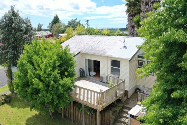Photo of property in 13 No 1 Road, Te Puke, 3119