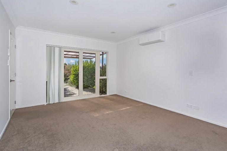 Photo of property in 6 Waione Court, Takanini, 2112