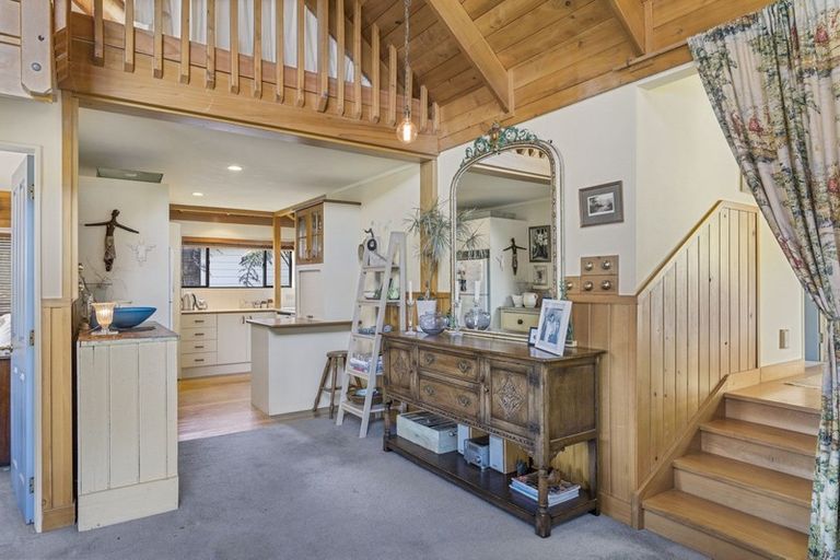 Photo of property in 107 Park Avenue, Whangamata, 3620