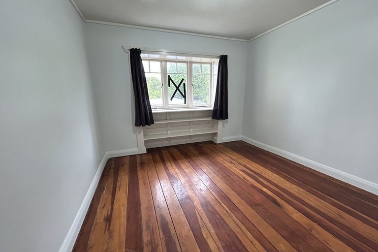 Photo of property in 88a Portage Road, New Lynn, Auckland, 0600