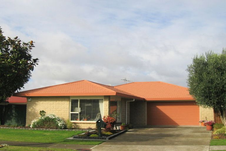Photo of property in 21 Sunburst Court, Paraparaumu Beach, Paraparaumu, 5032