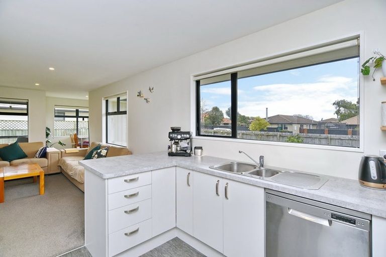 Photo of property in 1/36 Reginald Street, Burwood, Christchurch, 8083