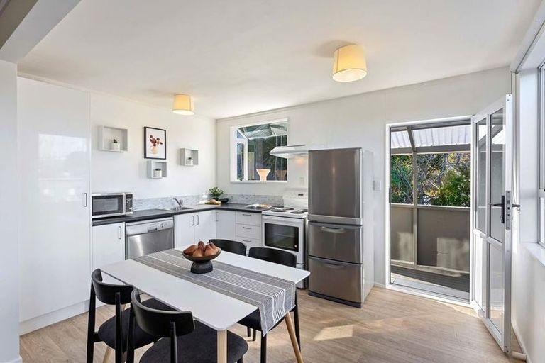 Photo of property in 33b Menin Road, Raumati South, Paraparaumu, 5032