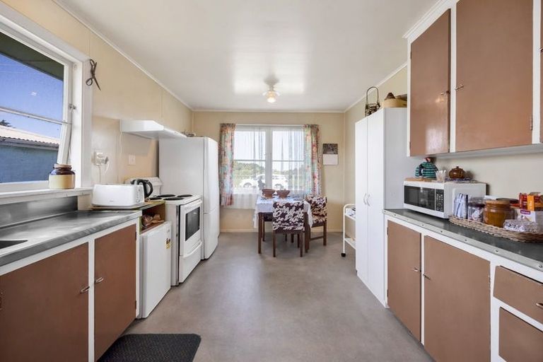 Photo of property in 39 Pungarehu Road, Pungarehu, Opunake, 4685