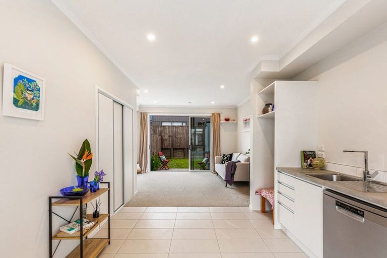 Photo of property in 45 Mapou Road, Hobsonville, Auckland, 0616