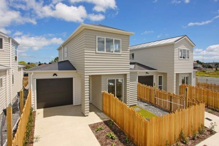 Photo of property in 17 Tribute Loop, Takanini, 2112