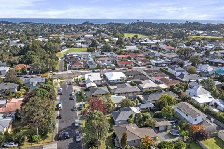 Photo of property in 7 Hursthouse Street, Vogeltown, New Plymouth, 4310