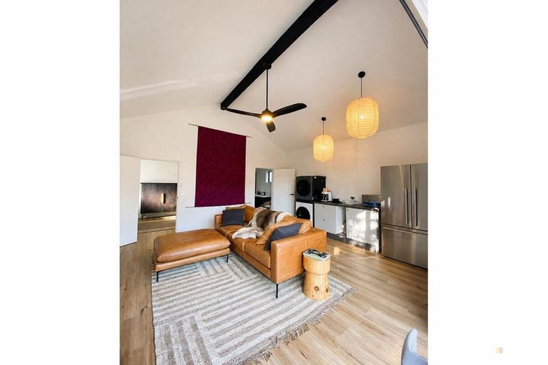 Photo of property in 260 Talbot Street, Geraldine, 7930