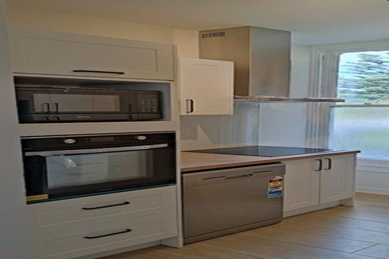 Photo of property in 1/124 Constable Street, Newtown, Wellington, 6021