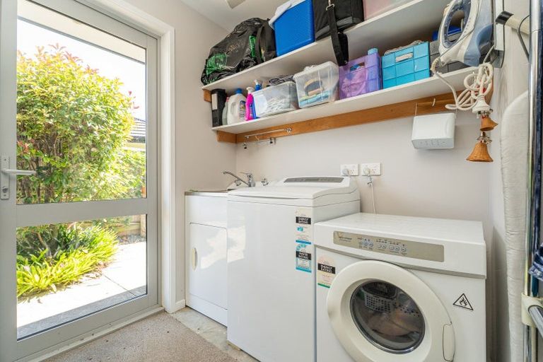 Photo of property in 21 Debenham Drive, Whitianga, 3510