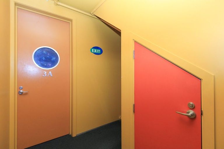 Photo of property in Qba Apartments, 3a/51 Webb Street, Mount Cook, Wellington, 6011