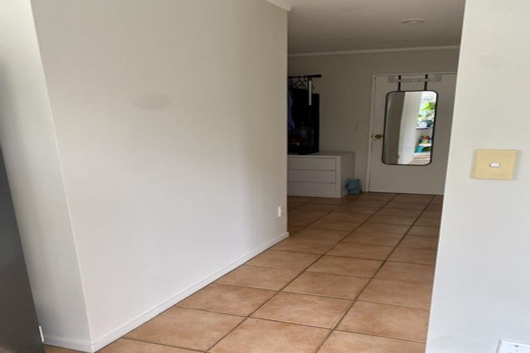 Photo of property in 1/41 Glenvar Road, Torbay, Auckland, 0630