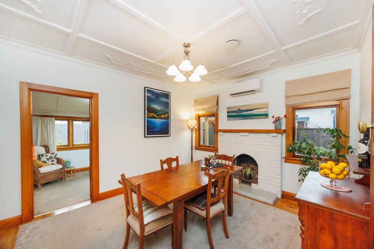 Photo of property in 67 Rangitane Street, Palmerston North, 4414