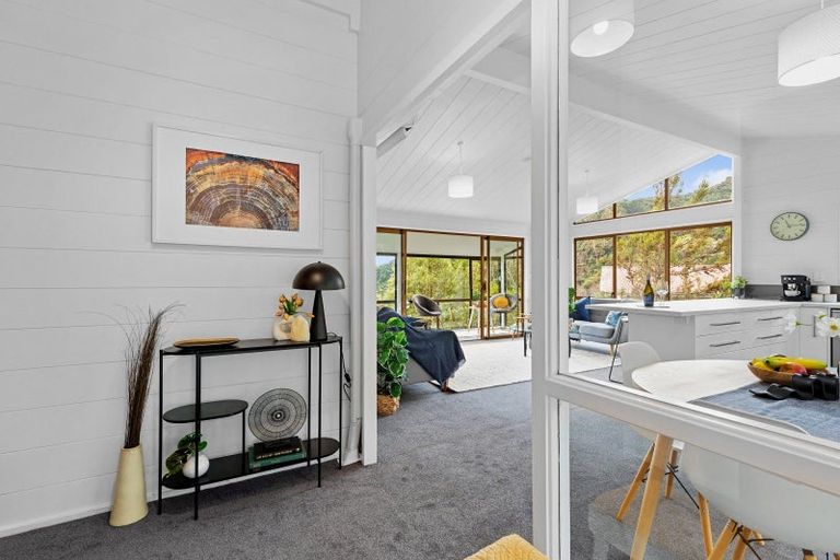 Photo of property in 10 Kerkwall Drive, Naenae, Lower Hutt, 5011