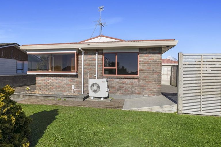 Photo of property in 1/66 Rewa Street, Inglewood, 4330