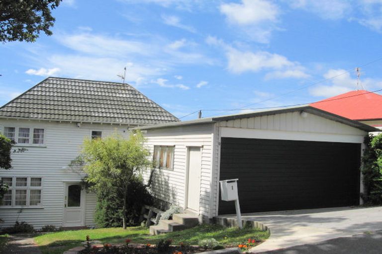 Photo of property in 1 Kio Crescent, Hataitai, Wellington, 6021