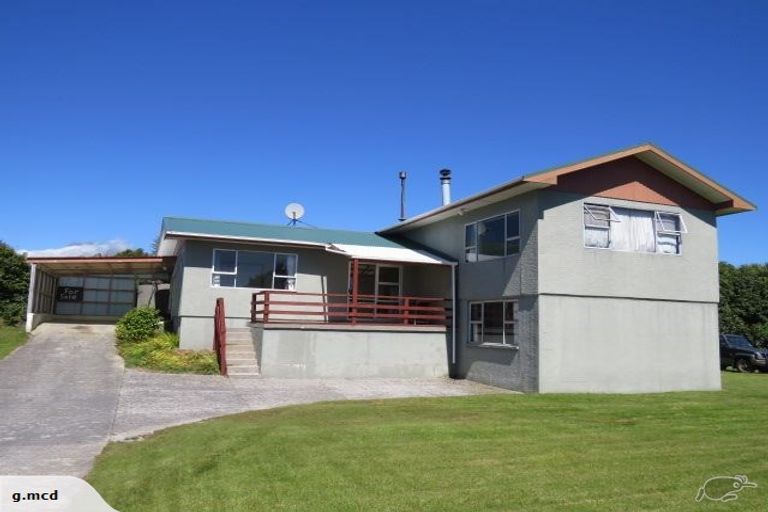 Photo of property in 18 Johnston Crescent, Haast, 7886