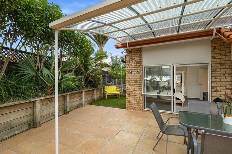 Photo of property in 4 Hendrika Court, Hobsonville, Auckland, 0618