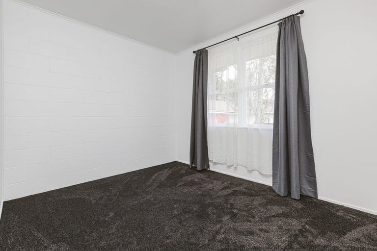 Photo of property in 2/6 Hill Road, Papatoetoe, Auckland, 2025