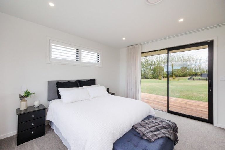 Photo of property in 72 Hartwell Drive, Kelvin Grove, Palmerston North, 4470