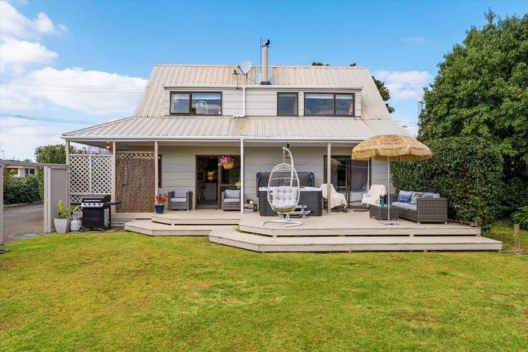 Photo of property in 225 Boucher Avenue, Te Puke, 3119