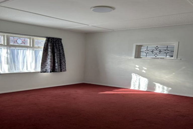 Photo of property in 73 Kauri Street, Miramar, Wellington, 6022