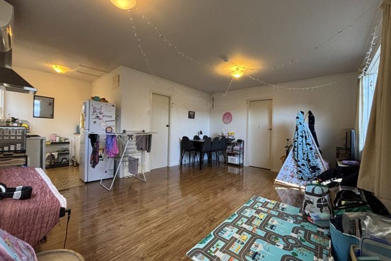 Photo of property in 51 Hawker Street, Mount Victoria, Wellington, 6011