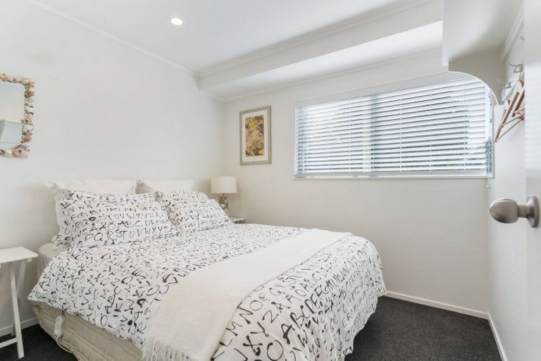 Photo of property in 135 Mayfair Avenue, Whangamata, 3620