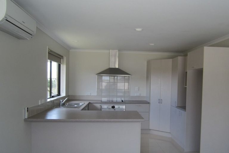 Photo of property in 10 The Palms, Rototuna, Hamilton, 3210