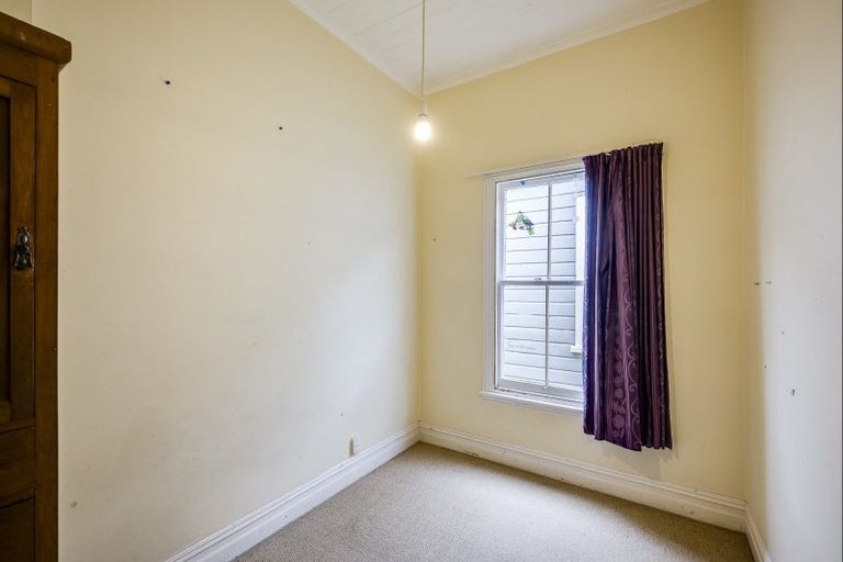 Photo of property in 69 Wellesley Road, Napier South, Napier, 4110