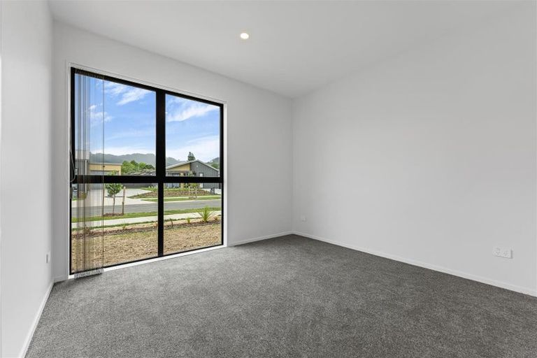 Photo of property in 104 Mataikokako Loop, Kawakawa Bay, 2585