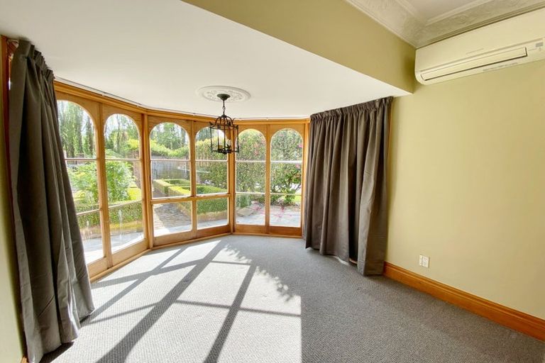 Photo of property in 163 Gardiners Road, Harewood, Christchurch, 8051